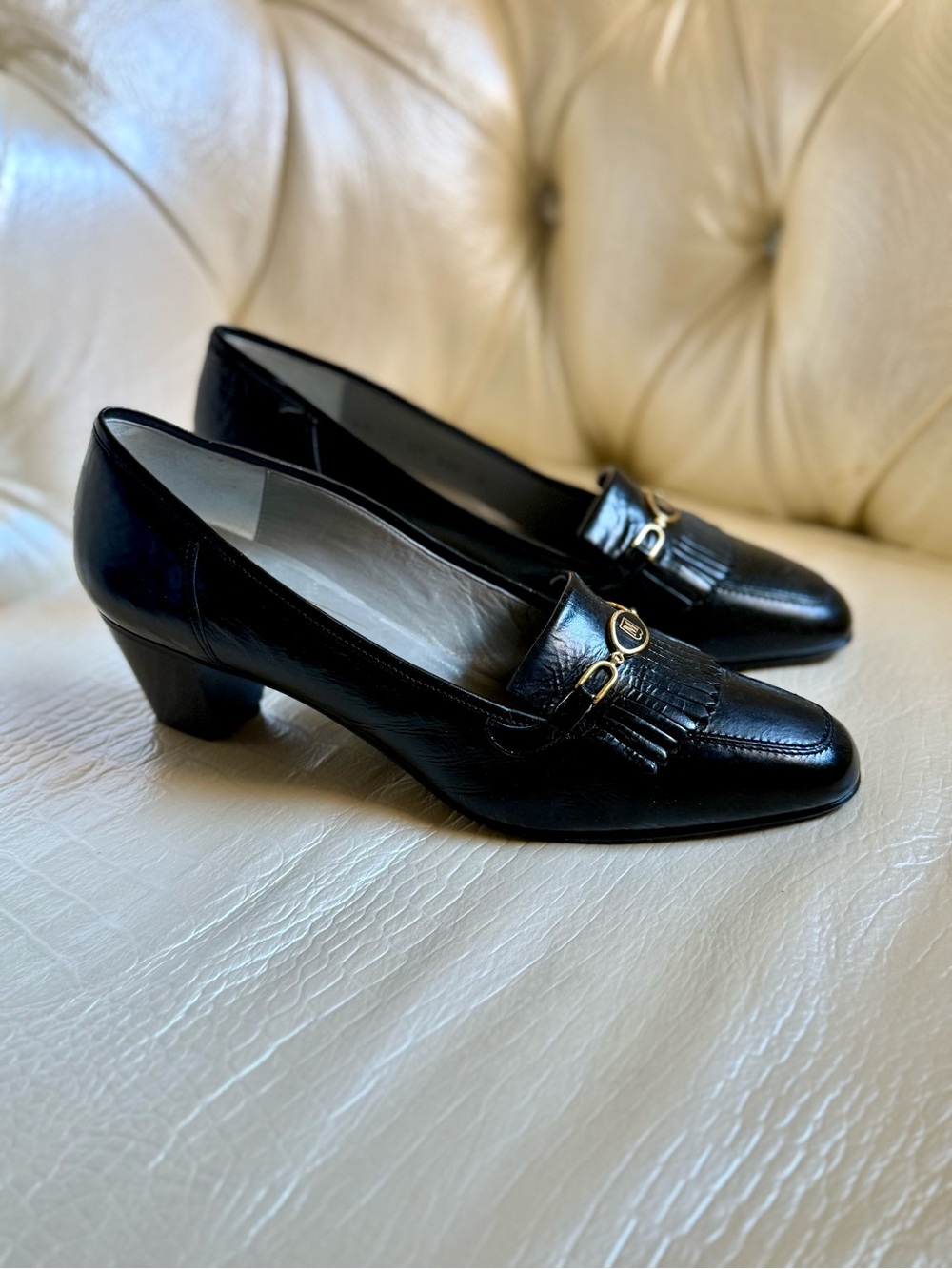 Bruno Magli Black Leather Kiltie Loafer Heels 9M AS IS